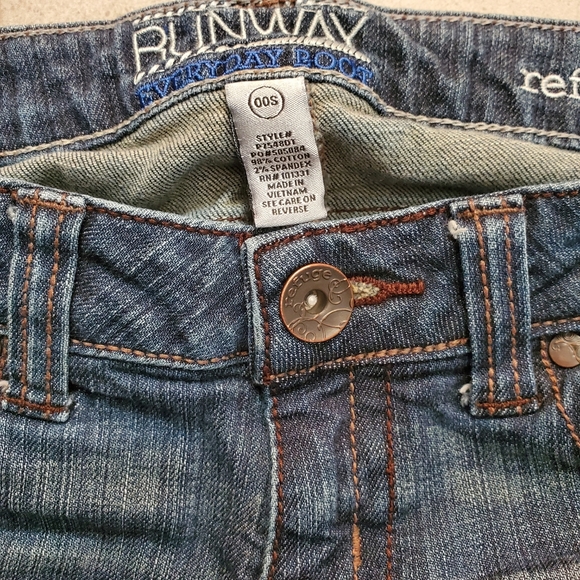 Refuge Runway Girls Jeans Size 00S 26" - Picture 4 of 5